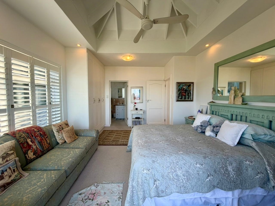 4 Bedroom Property for Sale in Constantia Kloof Western Cape